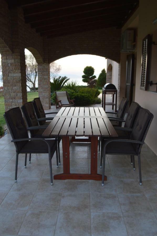 M Varkes Villa نيا موذانيا المظهر الخارجي الصورة