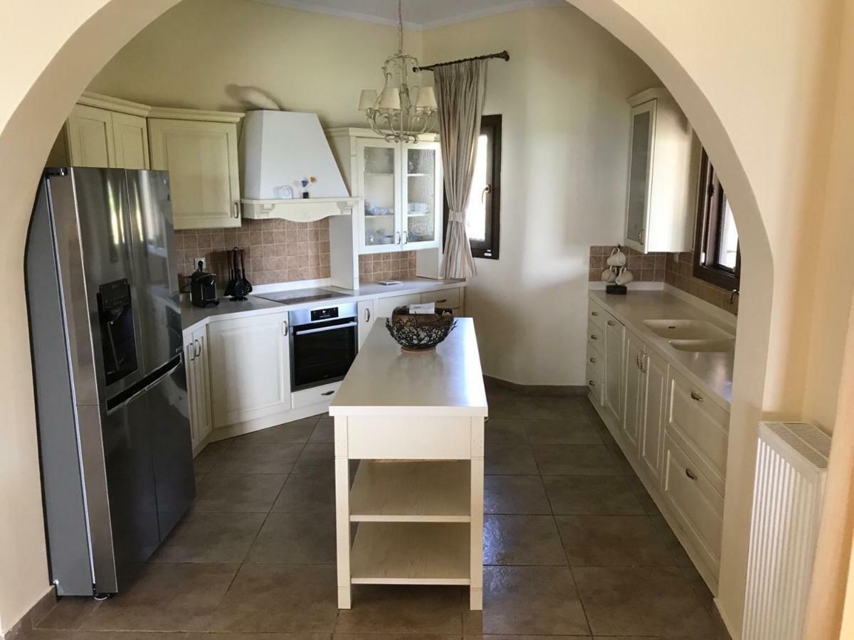 M Varkes Villa نيا موذانيا المظهر الخارجي الصورة
